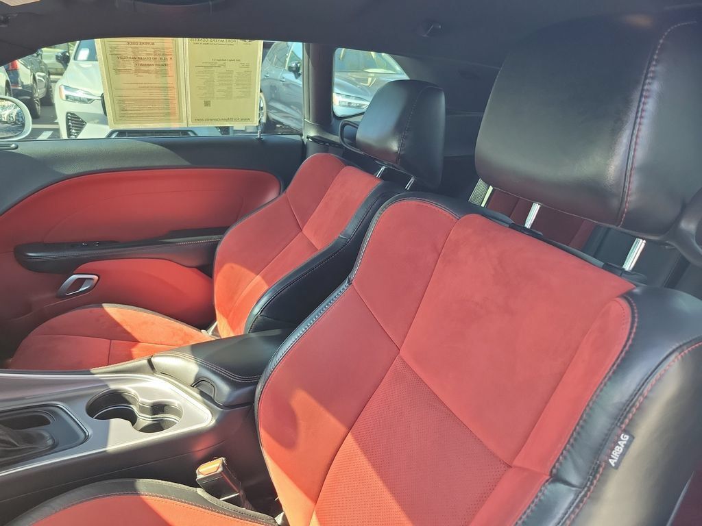 Used 2019 Dodge Challenger GT w/ Plus Package RWD image 12