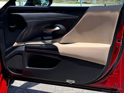 Used 2020 Lexus ES 350 w/ Premium Package image 27