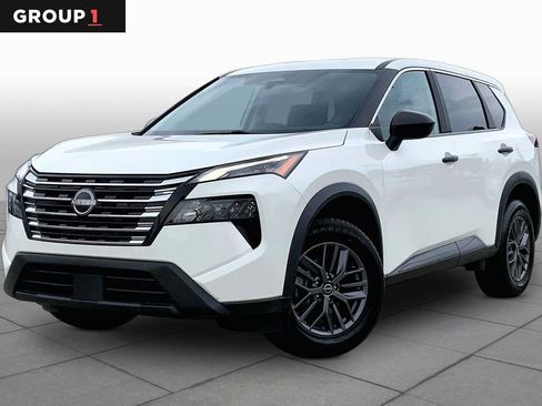 Used 2024 Nissan Rogue S FWD image 1