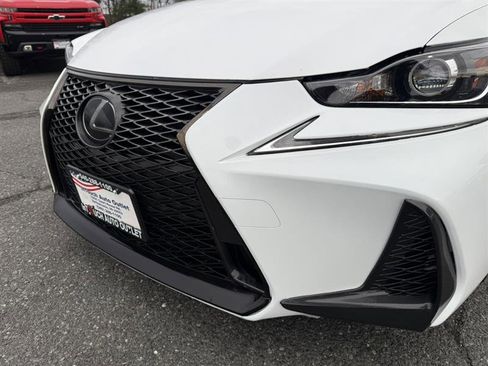Used 2018 Lexus IS 300 F Sport image 10
