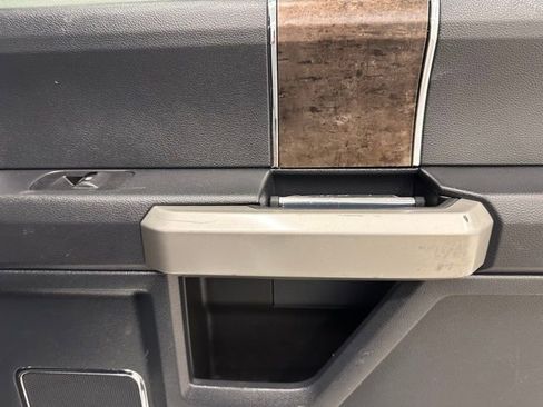 Certified 2022 Ford F250 Lariat image 17