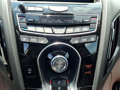 Used 2023 Acura RDX AWD w/ Advance Package image 9