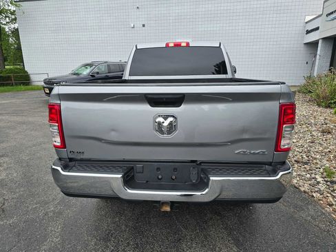 Used 2022 RAM 3500 Tradesman w/ Chrome Appearance Group AWD/4WD image 5