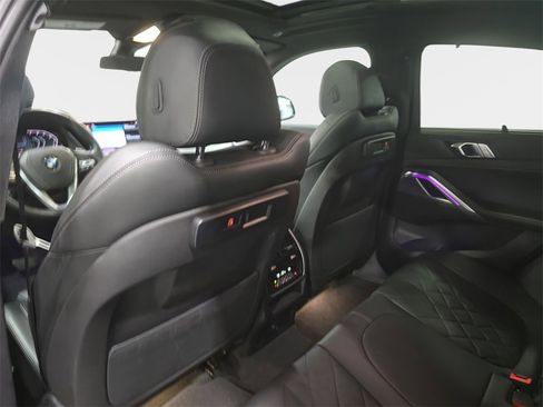 Used 2023 BMW X6 xDrive40i w/ Executive Package image 13