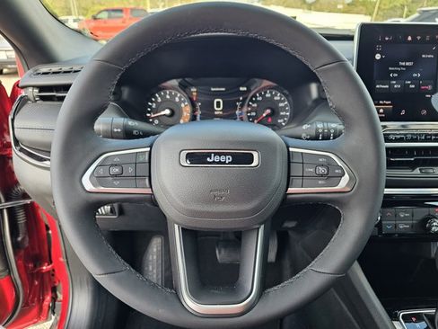 New 2026 Jeep Compass Latitude AWD/4WD image 38