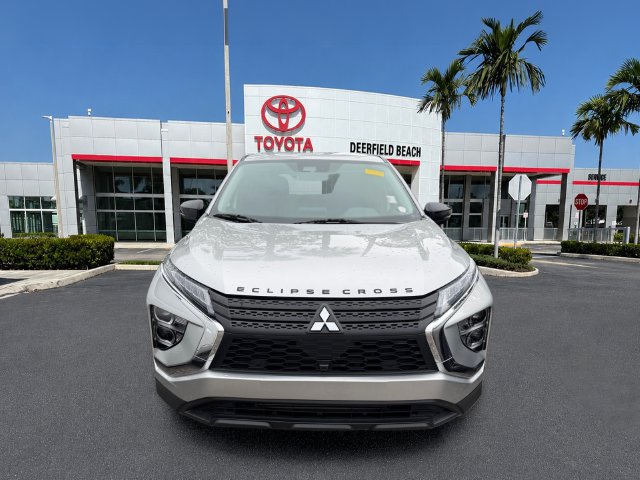 Used 2024 Mitsubishi Eclipse Cross AWD image 2