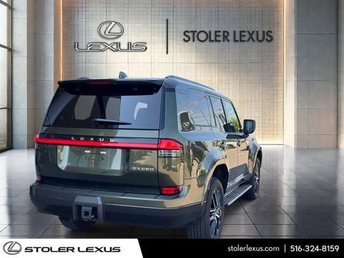 Used 2025 Lexus GX 550 w/ Accessory Package (2T) AWD/4WD image 5