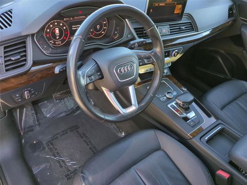 Used 2018 Audi Q5 2.0T Premium Plus w/ Premium Plus Package image 9
