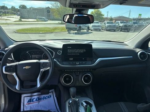 Used 2023 Chevrolet Blazer LT w/ Convenience Package FWD image 30