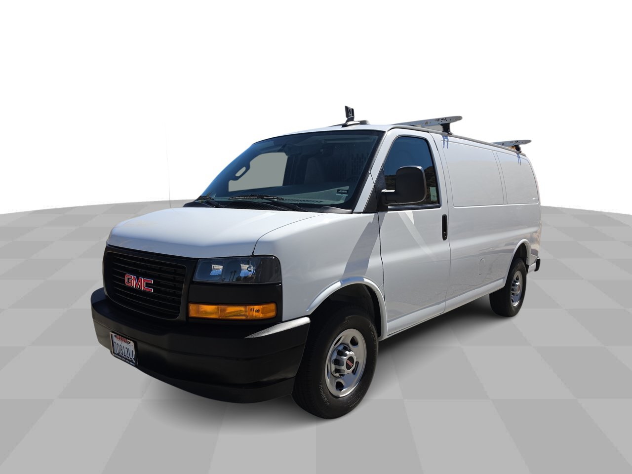 Used 2024 GMC Savana 2500 w/ Driver Convenience Package RWD image 4