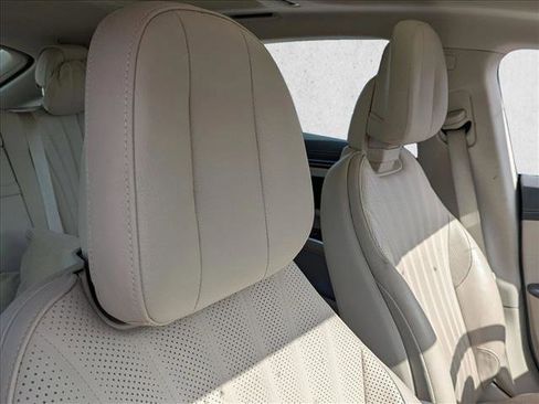 Used 2023 Mercedes-Benz EQS 450+ Sedan image 13