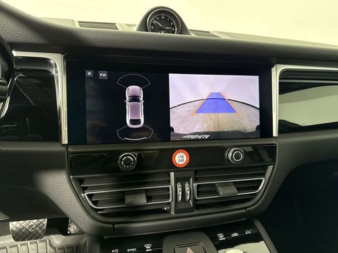 New 2026 Porsche Macan image 30