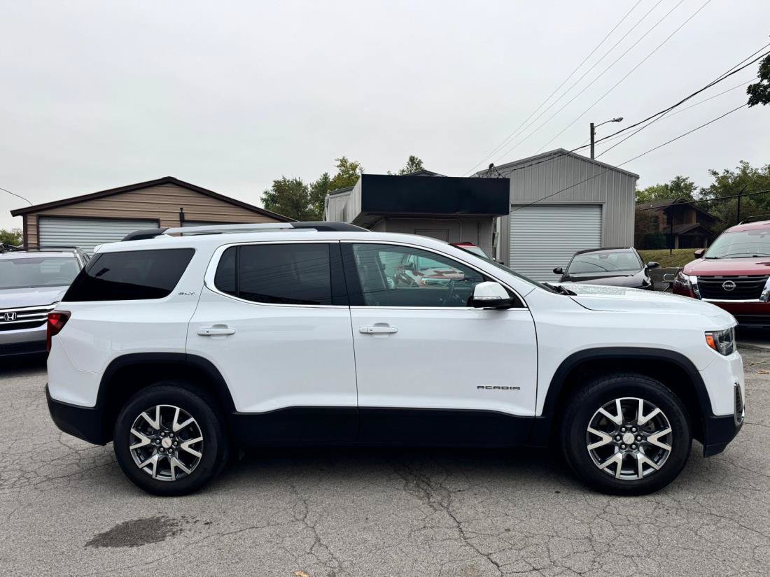 Used 2023 GMC Acadia SLT FWD image 5