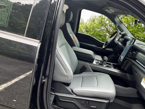 New 2025 Ford F150 Lightning Flash image 8