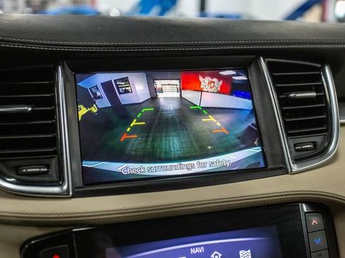 Used 2019 INFINITI QX50 Luxe w/ Navigation Package image 8