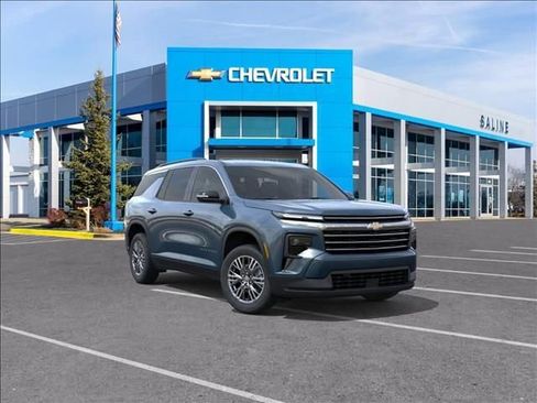 New 2026 Chevrolet Traverse LT w/ Driver Confidence Package FWD image 1