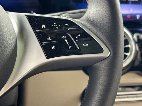 Certified 2025 Mercedes-Benz EQB 250+ image 31