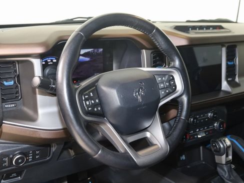 Used 2022 Ford Bronco Outer Banks w/ Sasquatch Package image 6