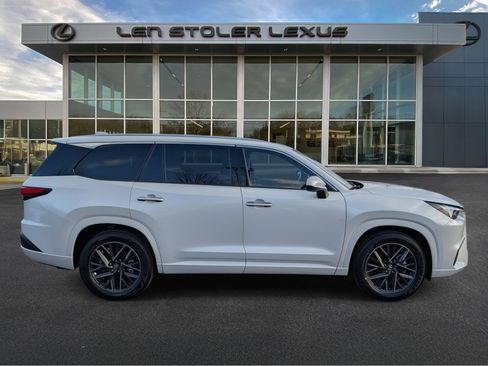 Used 2024 Lexus TX 350 350 Premium AWD image 2