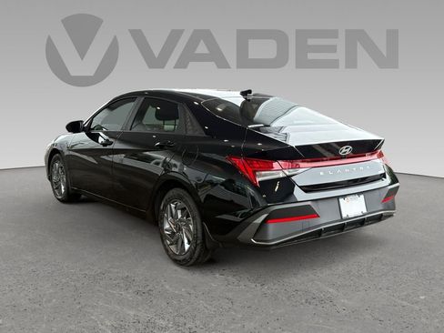 New 2026 Hyundai Elantra Blue image 21