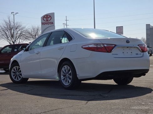 Used 2017 Toyota Camry LE image 20
