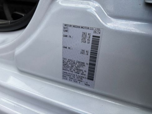 Used 2025 Nissan Altima 2.5 SR FWD image 29