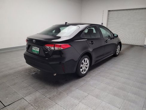 Used 2025 Toyota Corolla LE image 9