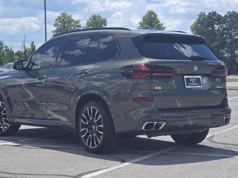 Used 2025 BMW X5 M60i AWD/4WD image 6