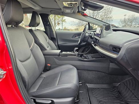 Used 2024 Toyota Prius Limited w/ Limited Premium Package image 16