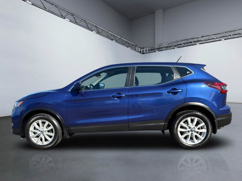 Used 2022 Nissan Rogue Sport S AWD/4WD image 2