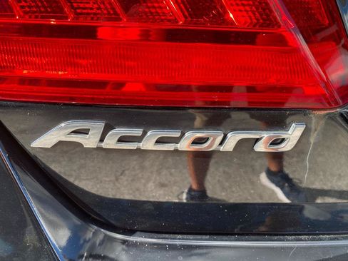 Used 2014 Honda Accord EX-L image 41