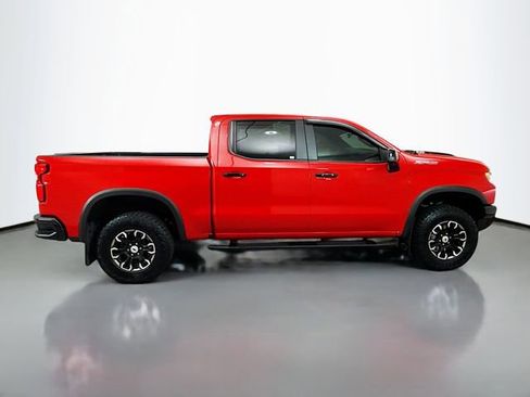 Used 2023 Chevrolet Silverado 1500 ZR2 w/ Technology Package image 8
