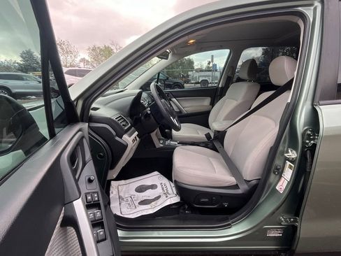 Used 2018 Subaru Forester 2.5i Premium w/ All-Weather Package image 19