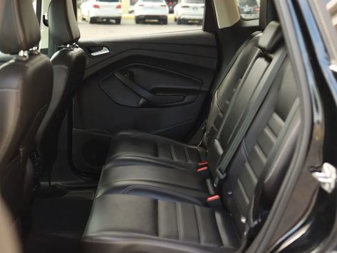 Used 2018 Ford Escape Titanium w/ Ford Safe & Smart Package FWD image 32