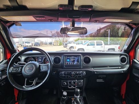 Used 2021 Jeep Gladiator Sport image 18