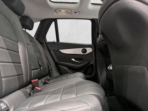 Certified 2022 Mercedes-Benz GLC 300 4MATIC image 17