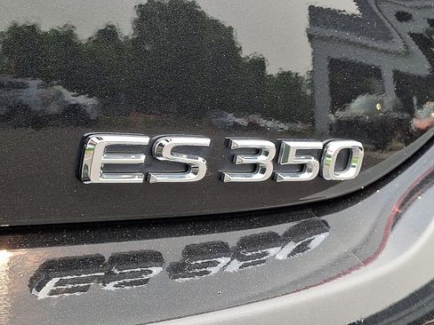 Used 2023 Lexus ES 350 w/ Premium Package FWD image 29