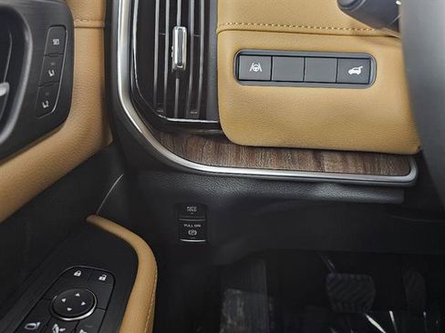 New 2026 Nissan Armada SL w/ Captain's Chari Seat Package AWD/4WD image 45