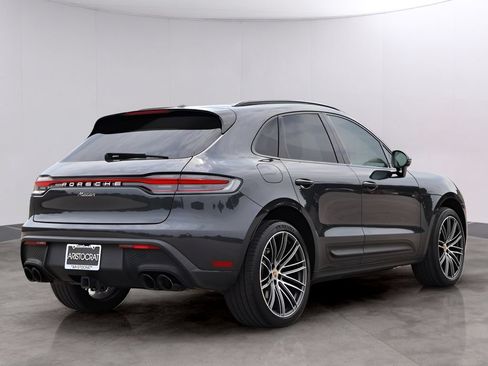 Certified 2024 Porsche Macan AWD/4WD image 8