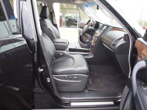 Used 2015 INFINITI QX80 4WD w/ Driver's Assistance Package image 6