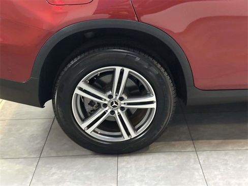 Certified 2022 Mercedes-Benz GLC 300 4MATIC image 9