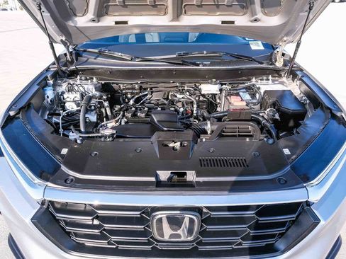 Used 2025 Honda CR-V LX image 27