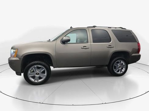 Used 2012 Chevrolet Tahoe LT image 6