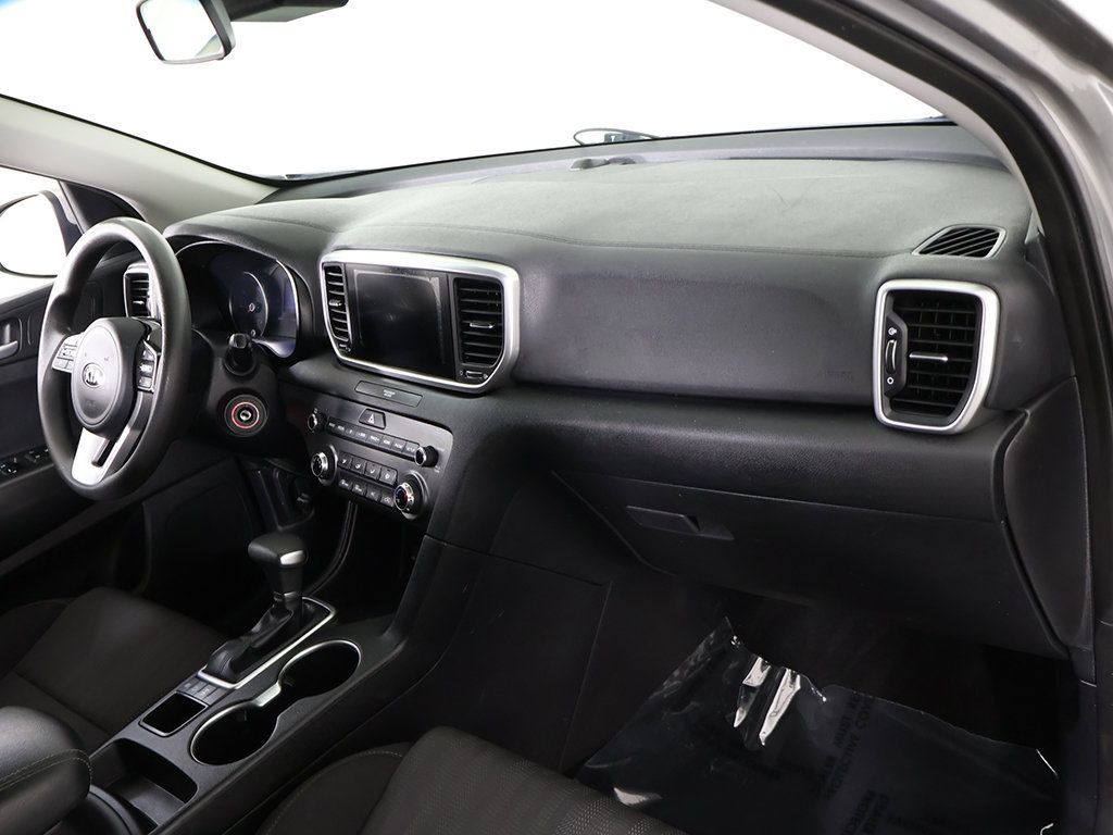 Used 2020 Kia Sportage LX AWD/4WD image 24