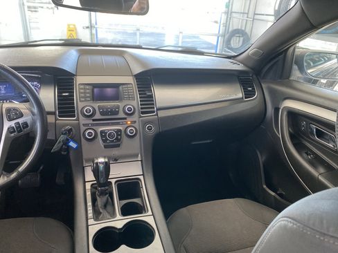 Used 2018 Ford Taurus SEL image 22