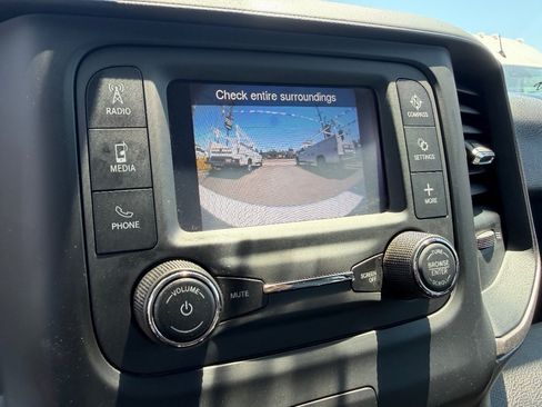 Used 2022 RAM 2500 Tradesman RWD image 23