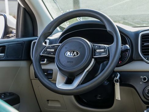 Used 2022 Kia Sportage LX image 24