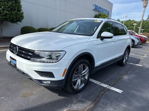 Used 2021 Volkswagen Tiguan SE AWD/4WD image 7