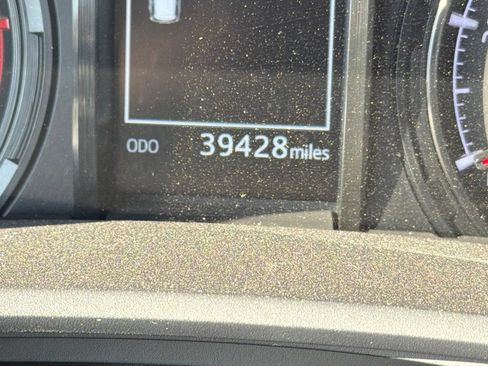 Used 2024 Toyota 4Runner SR5 AWD/4WD image 8