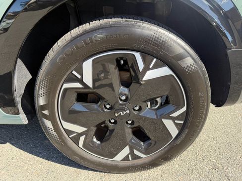 Used 2024 Kia Niro Wind FWD image 54